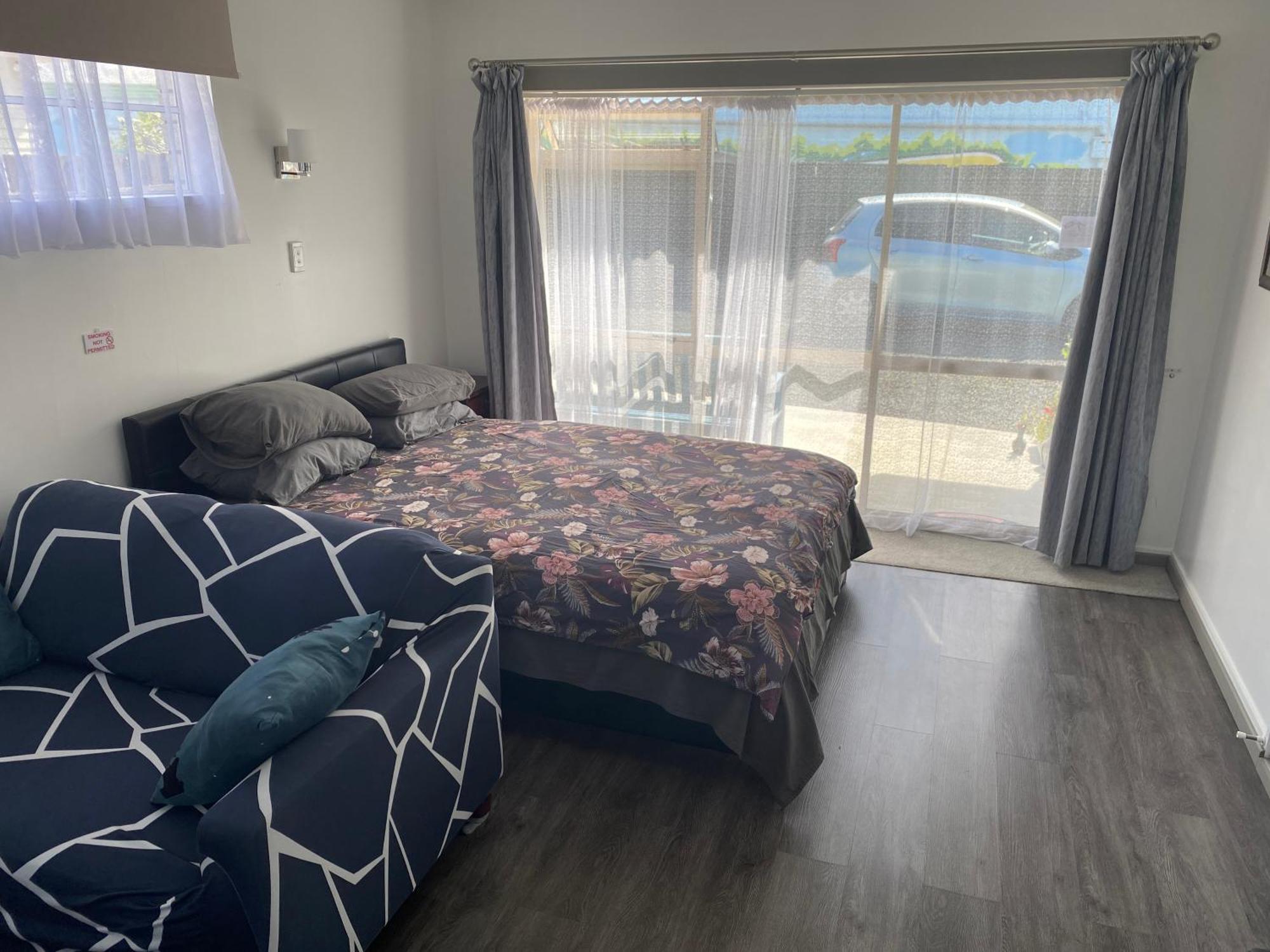 Self Contained En-Suite Private Bathroom, Private Entrance, Close To Shops & Hospital Homestay Hamilton Exteriér fotografie