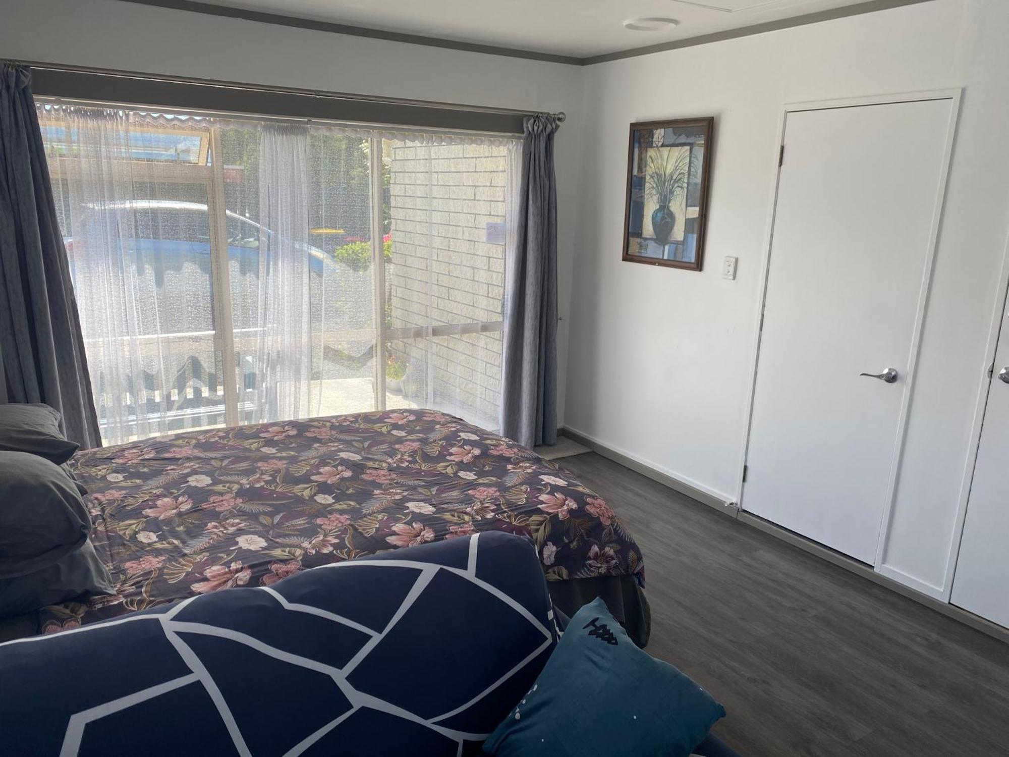 Self Contained En-Suite Private Bathroom, Private Entrance, Close To Shops & Hospital Homestay Hamilton Exteriér fotografie